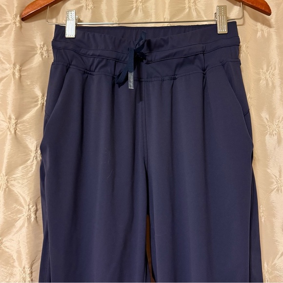 Lululemon Navy Blue High Rise Joggers Sporty Pants - Picture 4 of 11